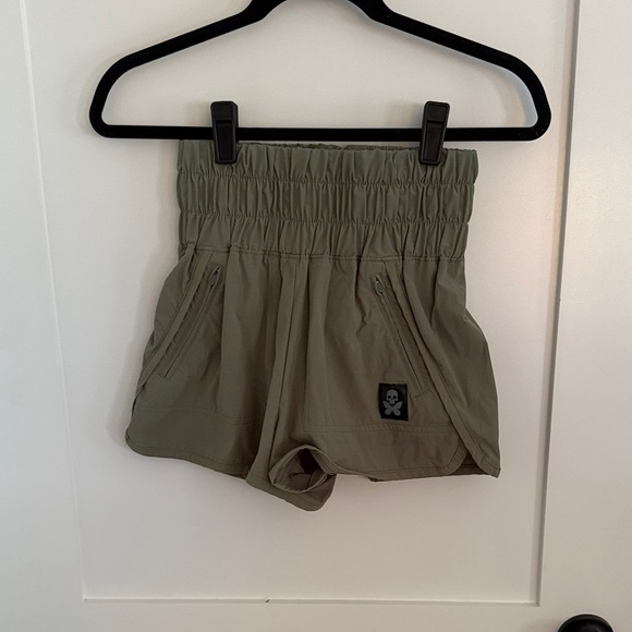 Betty Designs BD lab High Waist Olive Women's Shorts with Skull Logo - Picture 1 of 4